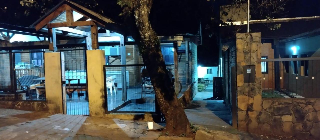 Liart Hospedajes Puerto Iguazu Luaran gambar
